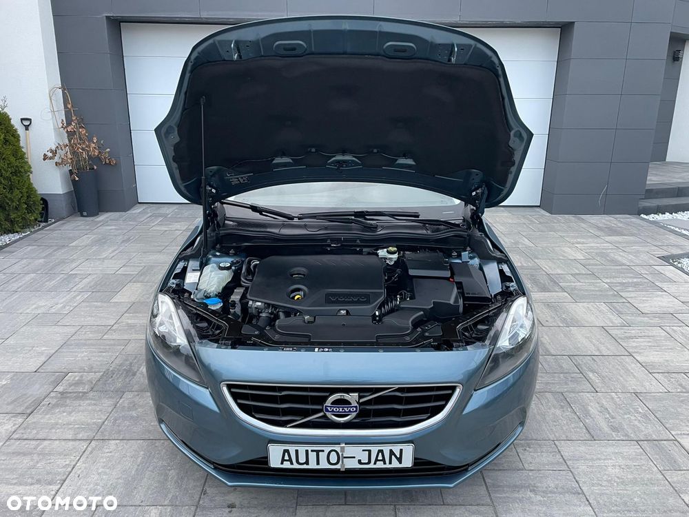 Volvo V40 D2 Summum - 10