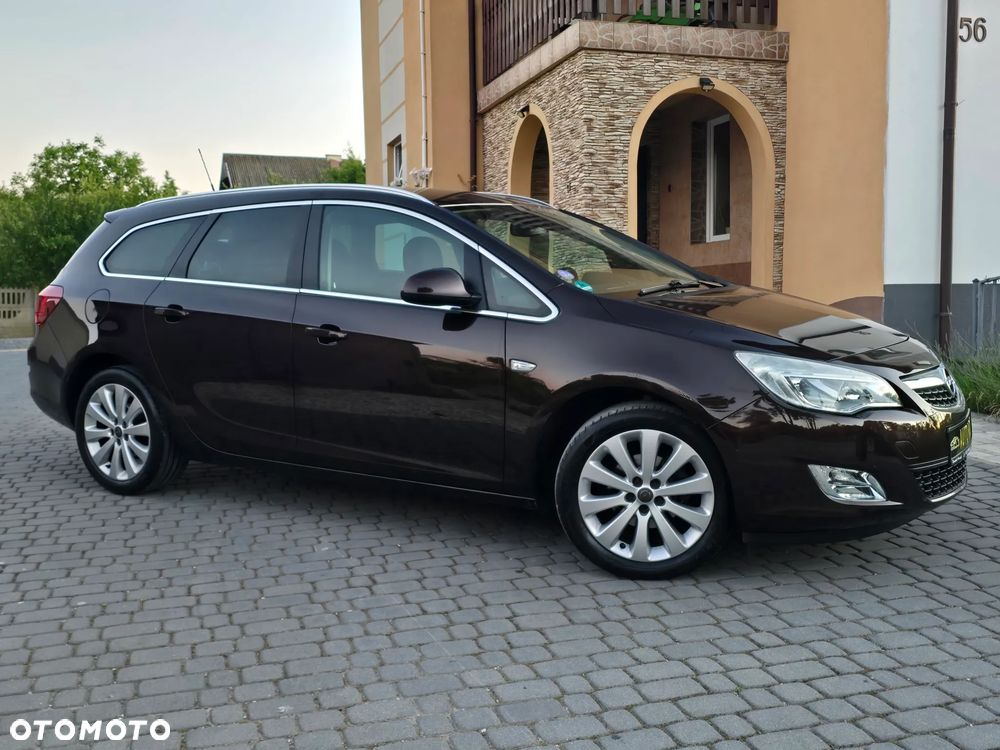 Opel Astra 1.4 Turbo Cosmo - 8