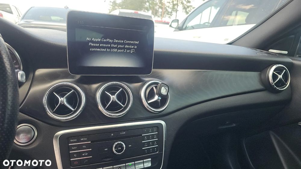 Mercedes-Benz CLA 250 4Matic 7G-DCT AMG Line - 12