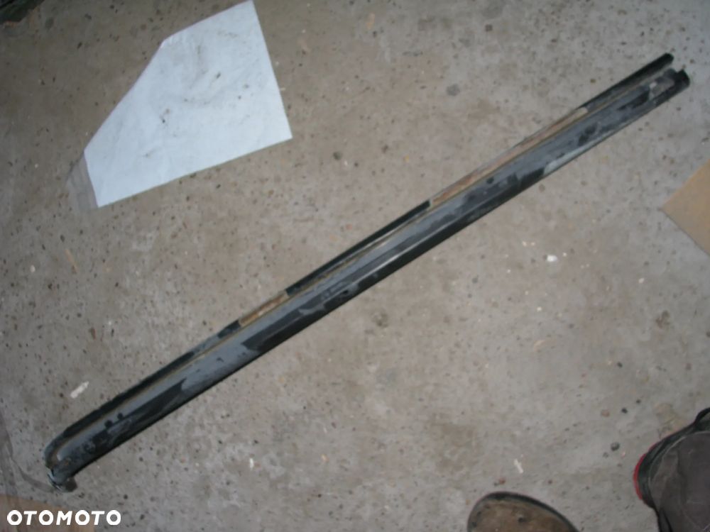 RENAULT TRAFIC II VIVARO A PRIMASTAR SZYNA PROWADNICA DRZWI PRAWA ŚRODKOWA - 1