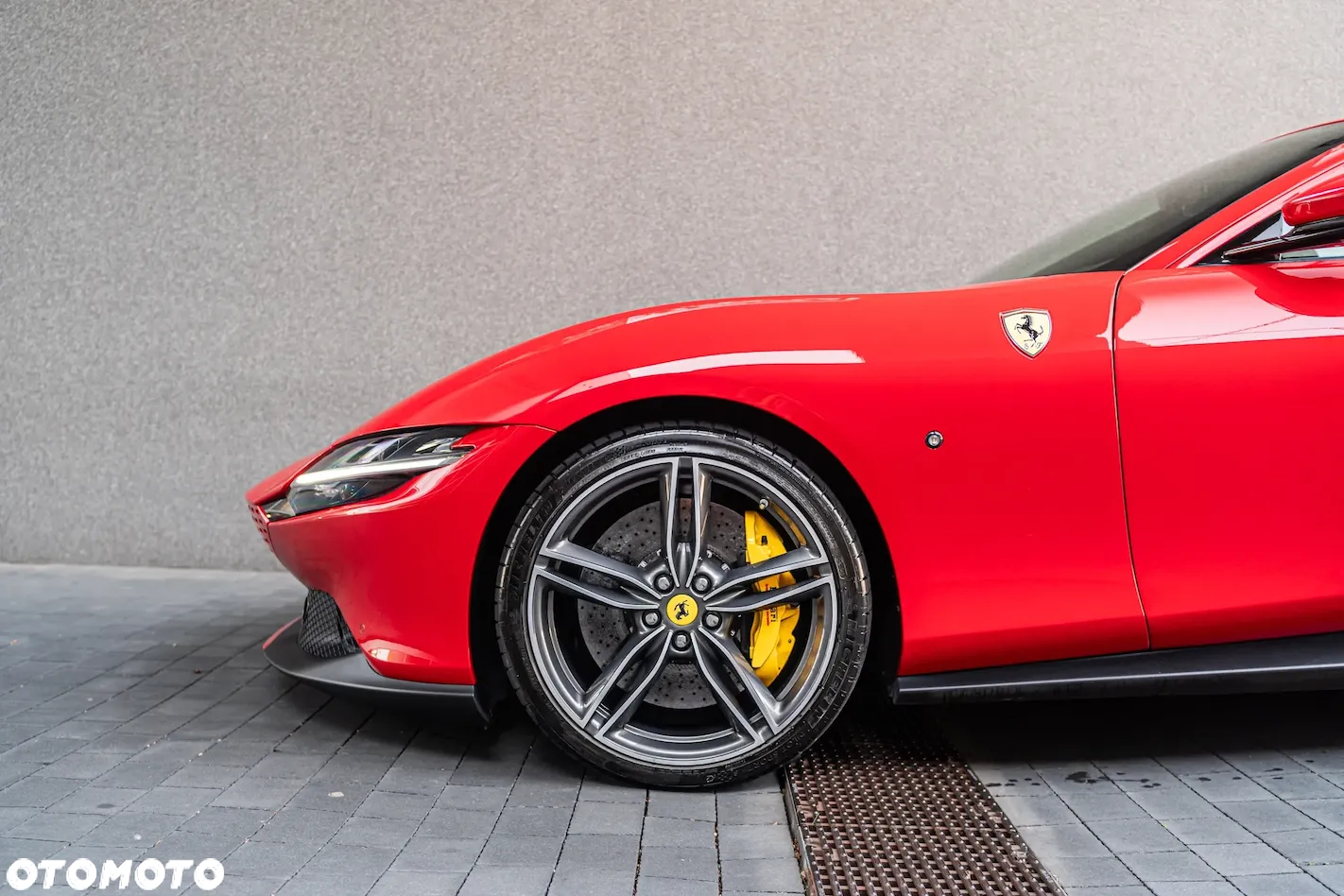 Ferrari Roma - 19