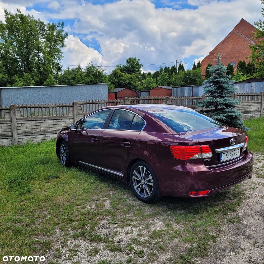 Toyota Avensis 1.8 Style - 2