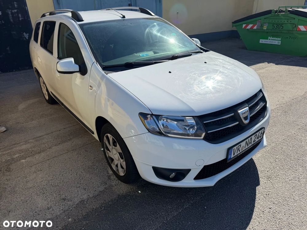 Dacia Logan 1.2 16V 75 Essentiel - 1