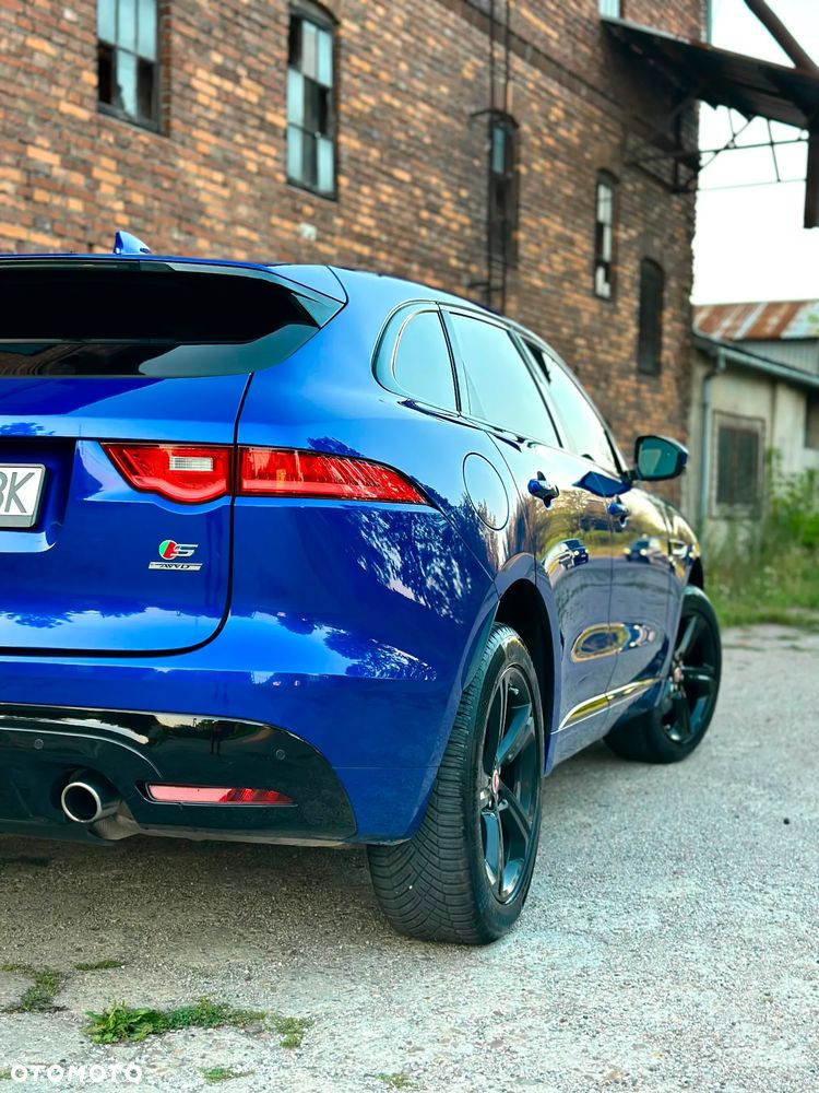 Jaguar F-Pace 3.0 V6 AWD S - 8