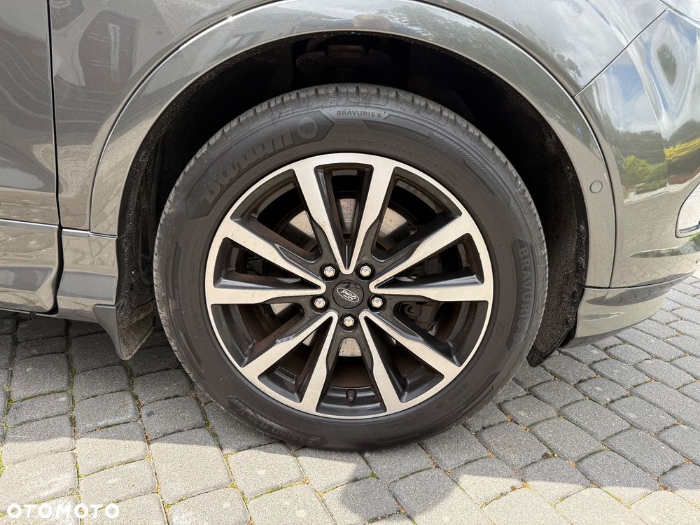 Ford Kuga - 38