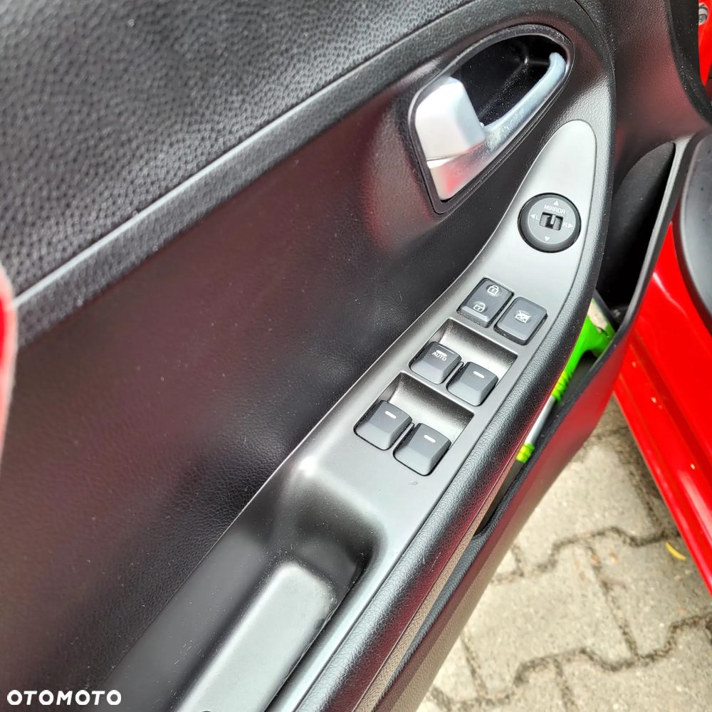 Kia Picanto - 10