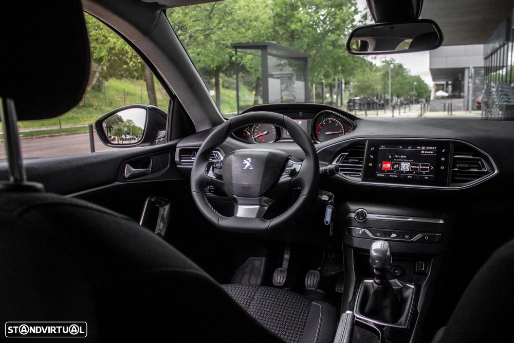 Peugeot 308 SW BlueHDi 130 Stop & Start Active - 28