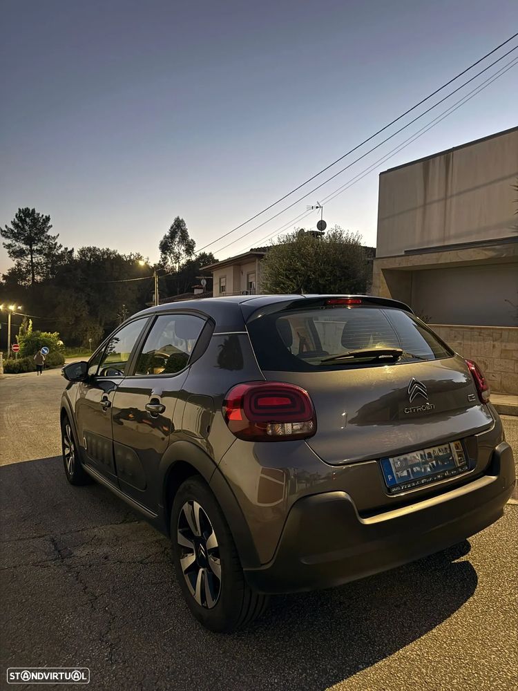 Citroën C3 1.2 PureTech Shine - 10