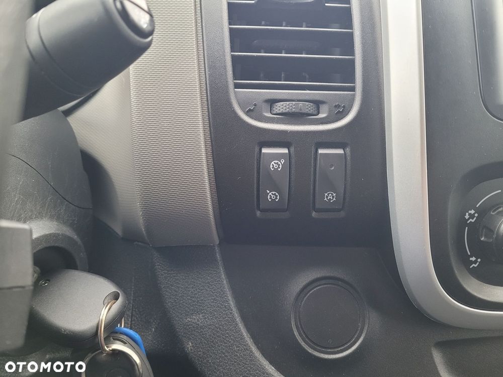 Renault Trafic L2 Długi NAVI  Auto-Serwis - 26