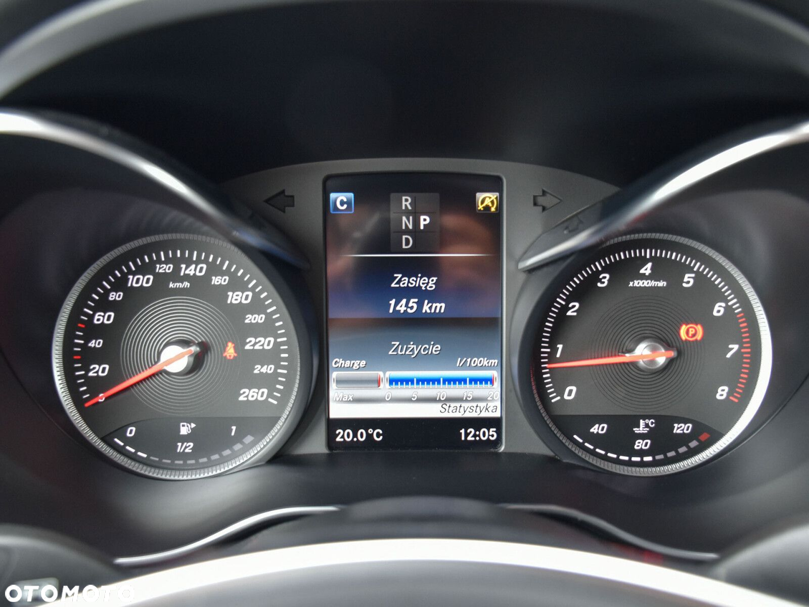 Mercedes-Benz GLC - 27
