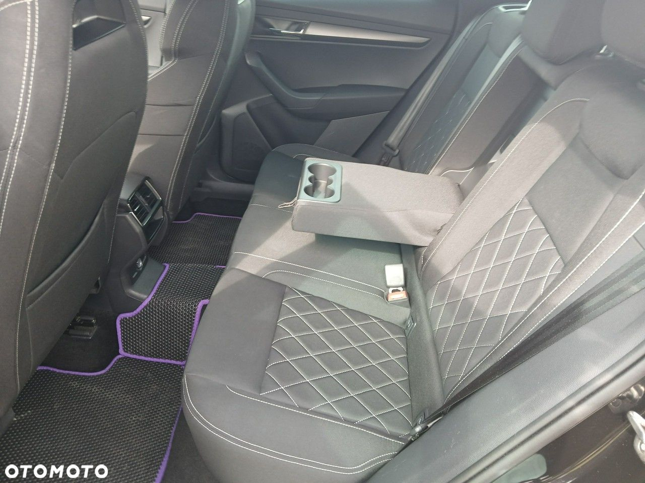 Skoda Karoq 1.5 TSI ACT 4x2 Sportline DSG - 18