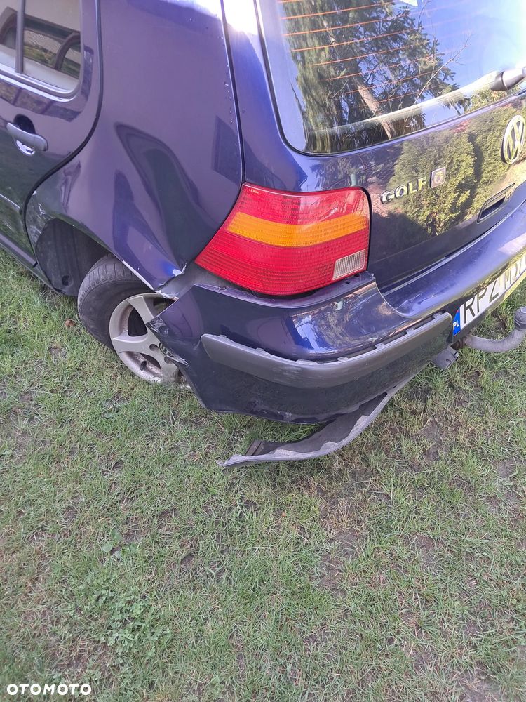 Volkswagen Golf 1.4 Q - 8