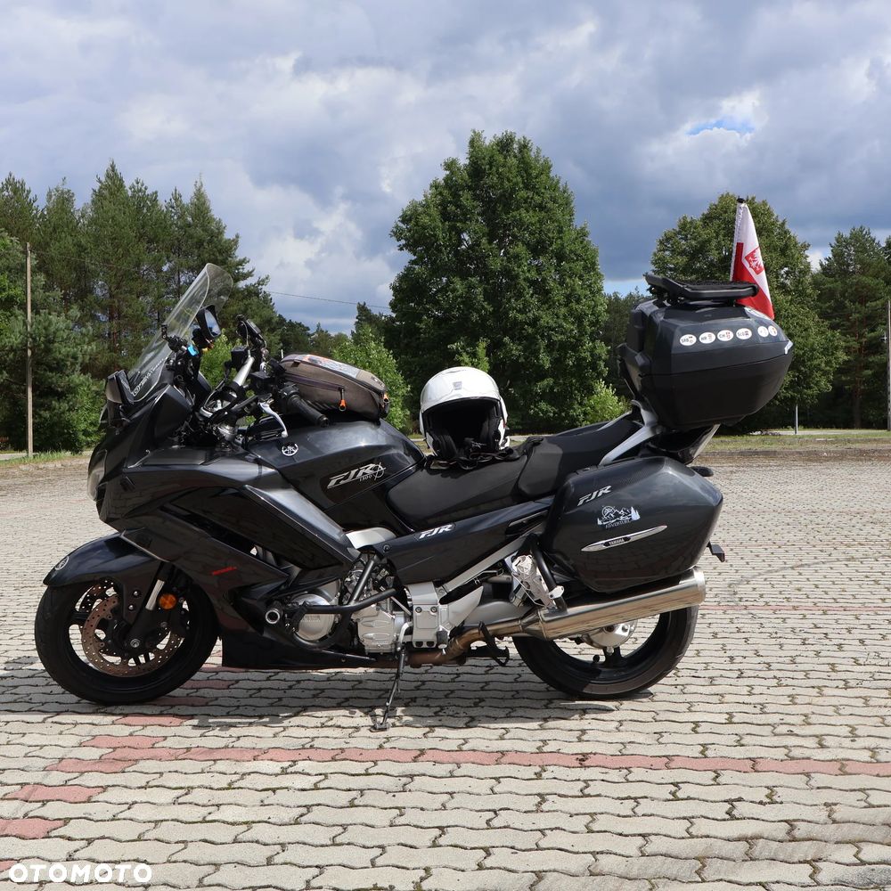 Yamaha FJR - 18