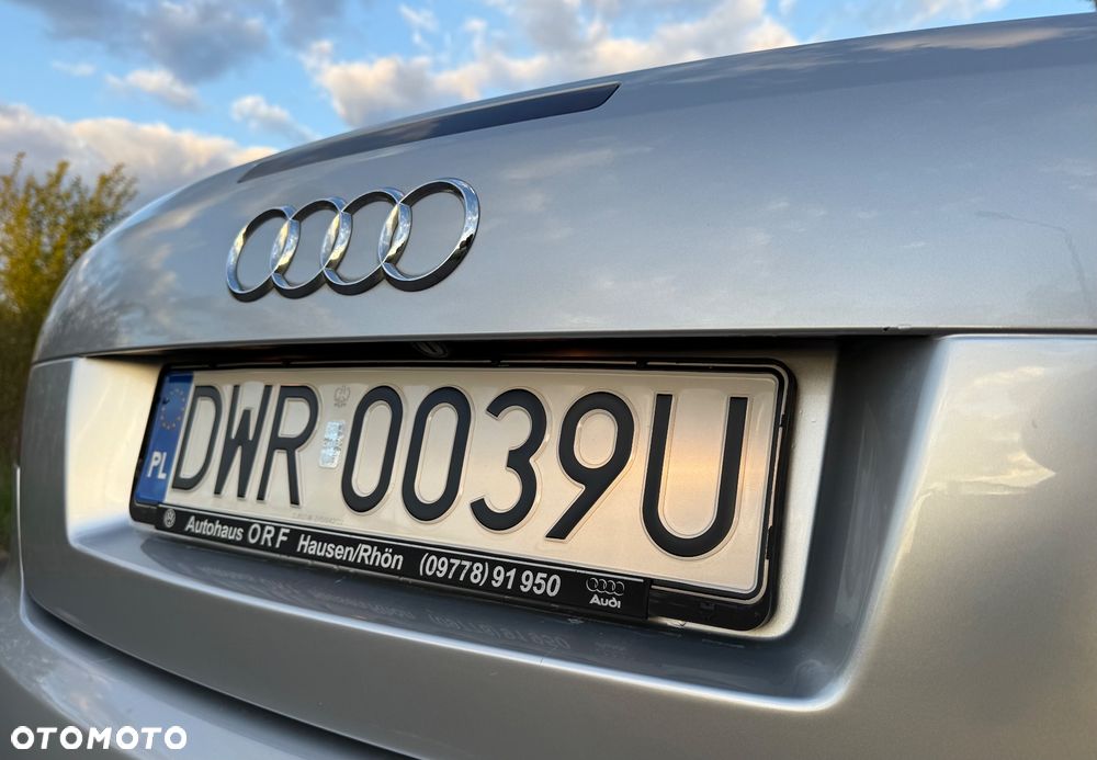 Audi A4 Cabrio 1.8T - 10