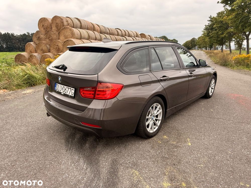 BMW Seria 3 320d - 9