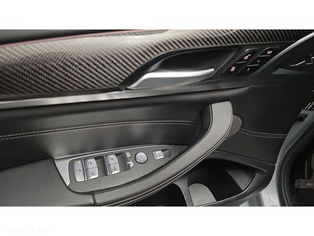 BMW X4 - 31