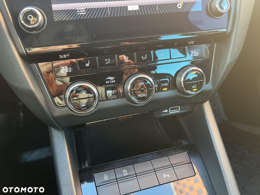 Skoda Octavia 1.5 TSI ACT Style DSG - 19