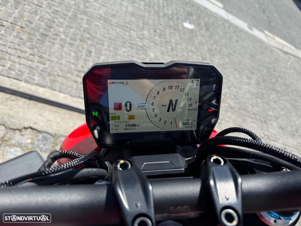 Ducati Streetfighter V4S - 28