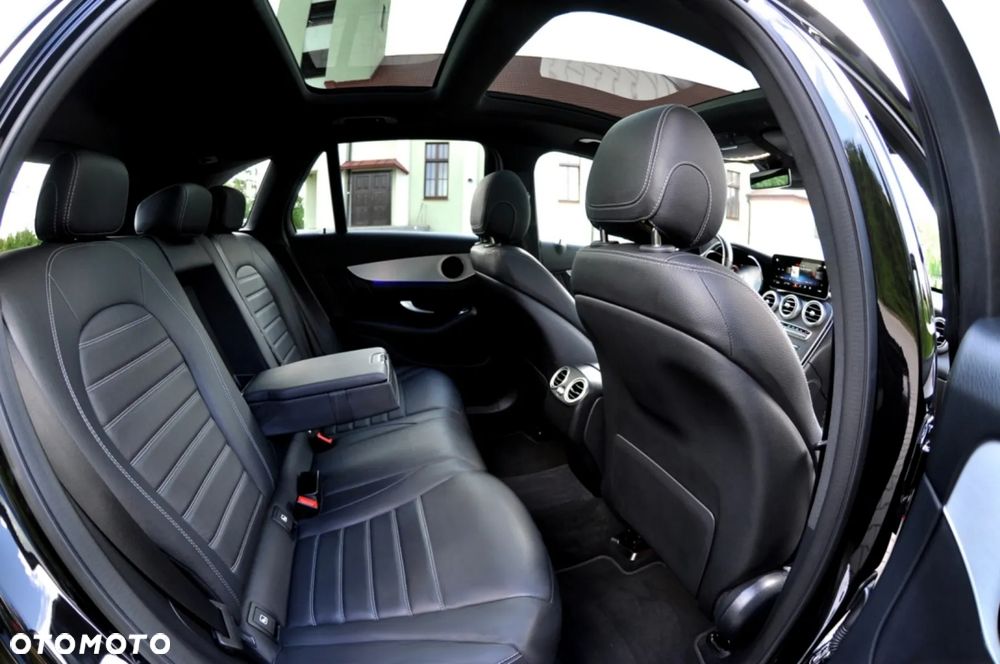 Mercedes-Benz GLC 200 d 4Matic 9G-TRONIC AMG Line - 25