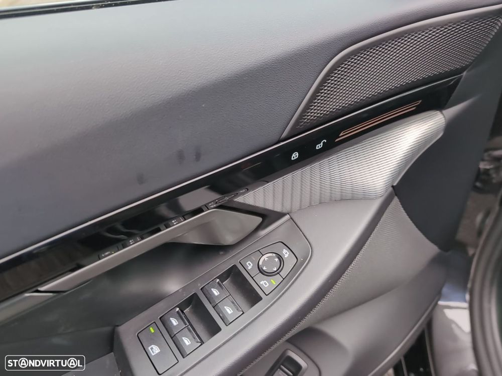 BMW 530 e Pack Desportivo M - 15