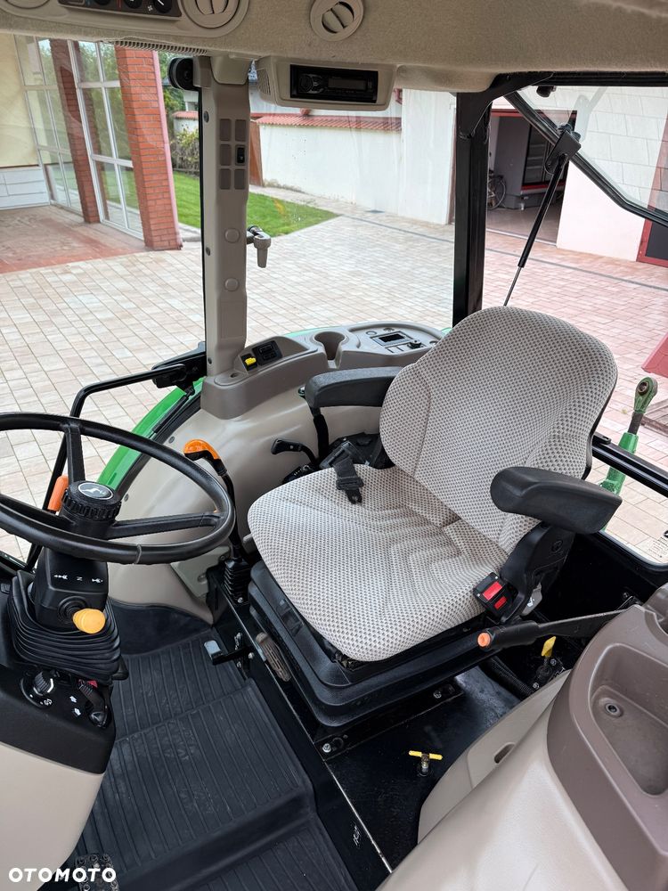 John Deere 5065 E - 10