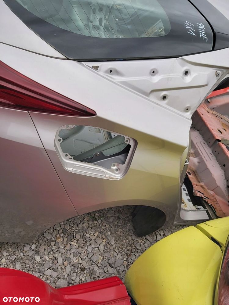 Prius IV PRIME błotnik prawy tył PLUG IN ćwiartka prawa tył - 3