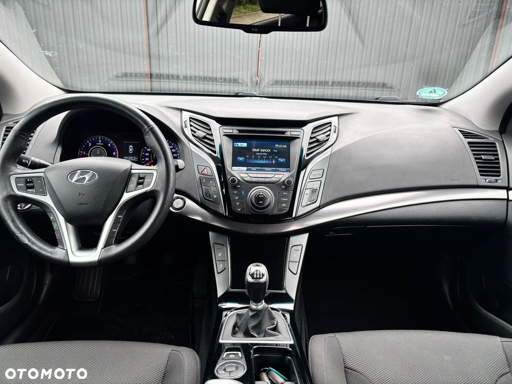 Hyundai i40 i40cw 1.7 CRDi Fifa World Cup Edition - 12