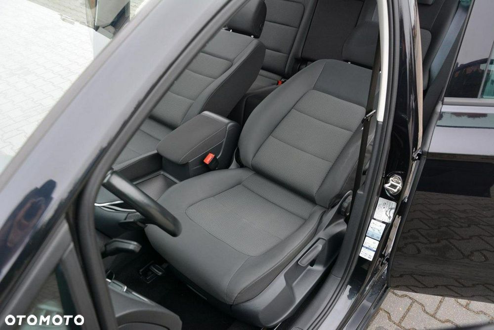 Volkswagen Golf Sportsvan - 21