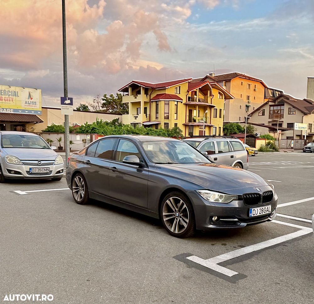 BMW Seria 3 320d DPF Aut. Edition Exclusive - 1