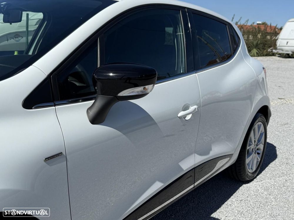 Renault Clio 0.9 TCe Limited Bi-Fuel - 15