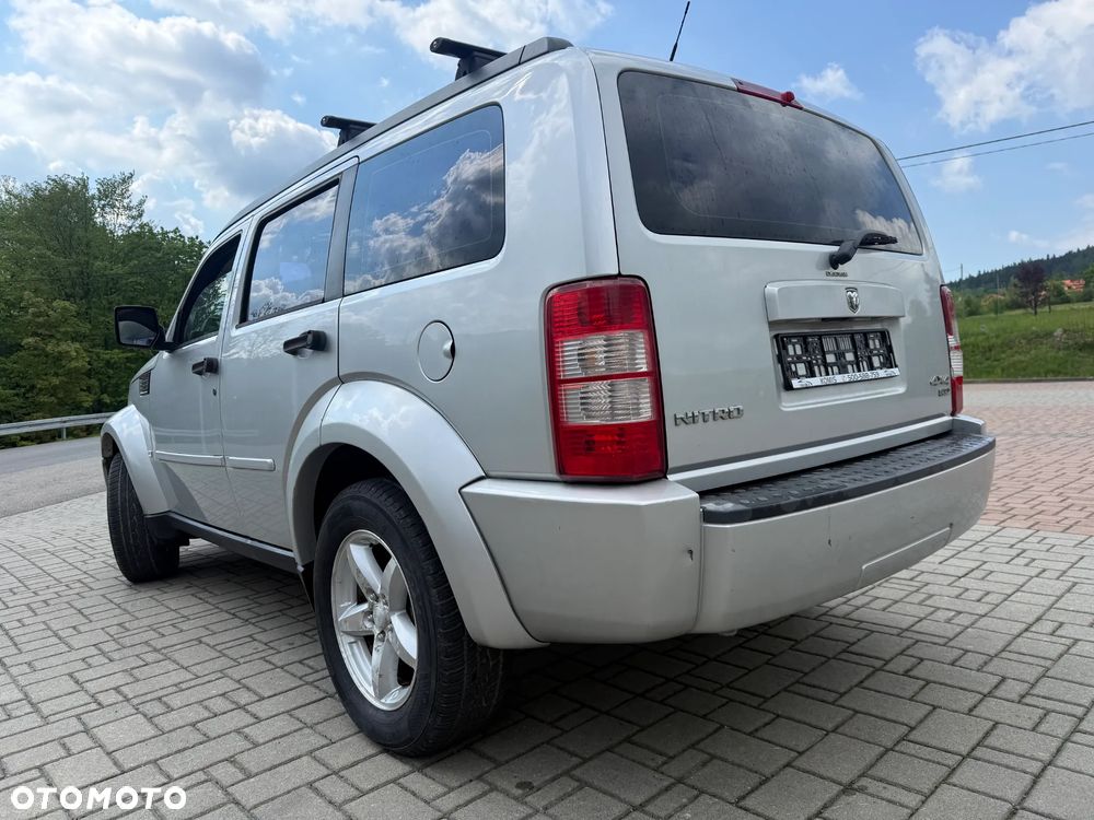 Dodge Nitro 2.8 CRD DPF Automatik SXT - 7