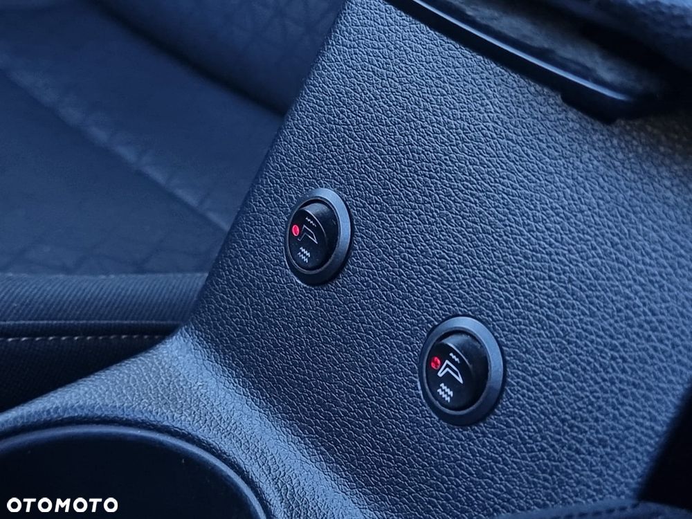 Kia Ceed 1.6 CRDi SCR M - 22