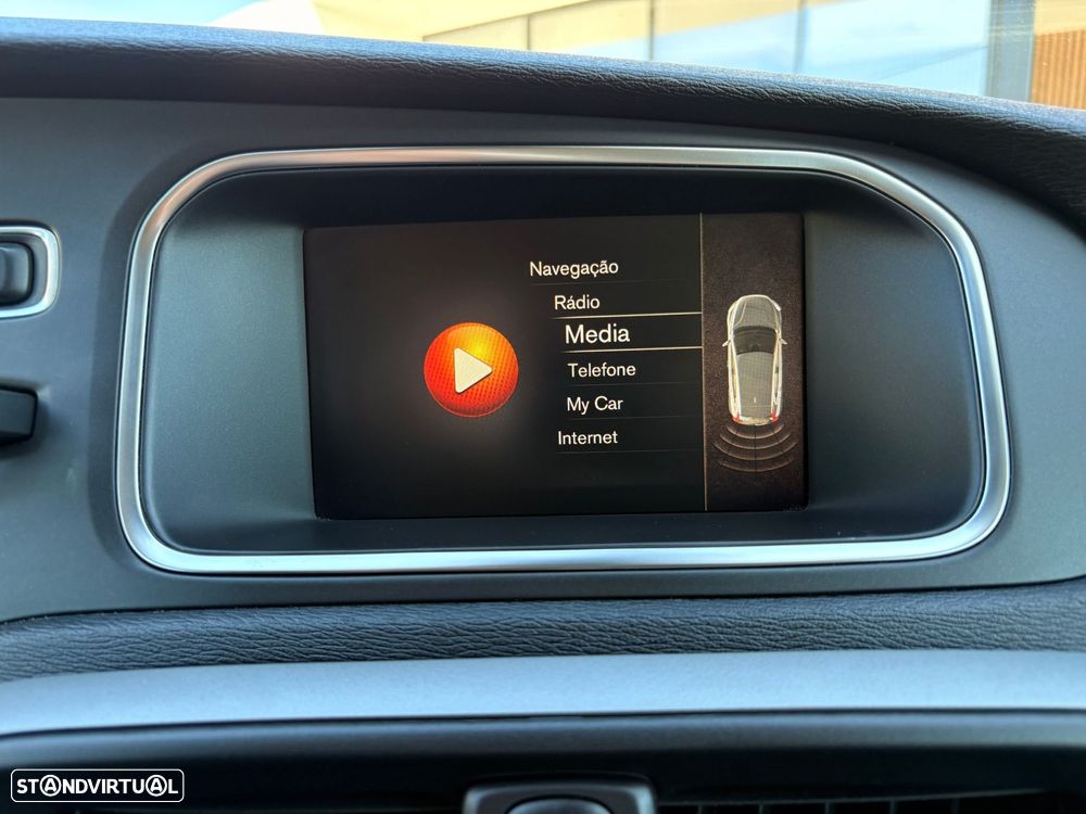 Volvo V40 2.0 D2 Inscription - 24