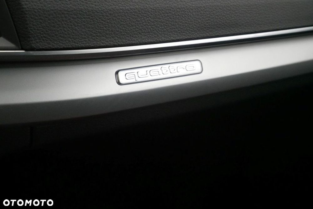 Audi Q5 Sportback - 37