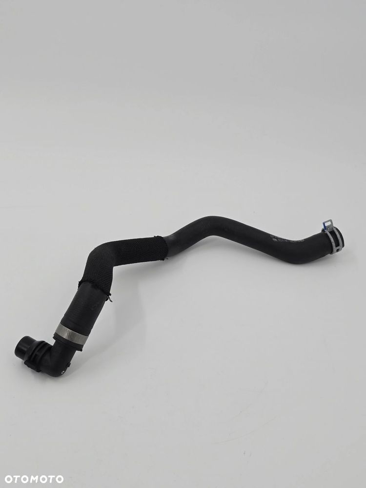 NOWY ORYGINALNY WĄŻ PRZEWÓD WODY MERCEDES W205 A2642001001