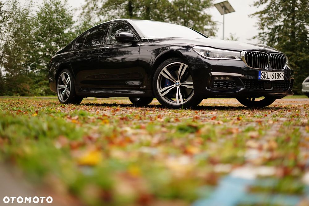 BMW Seria 7 750d xDrive - 23