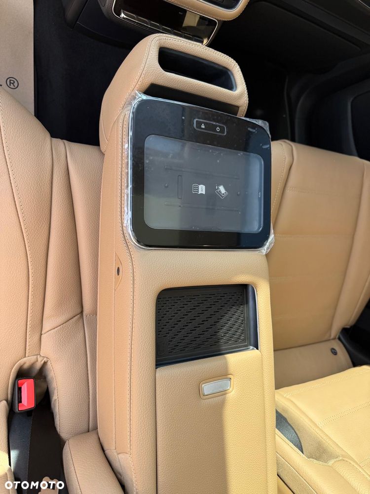 Mercedes-Benz GLS - 29