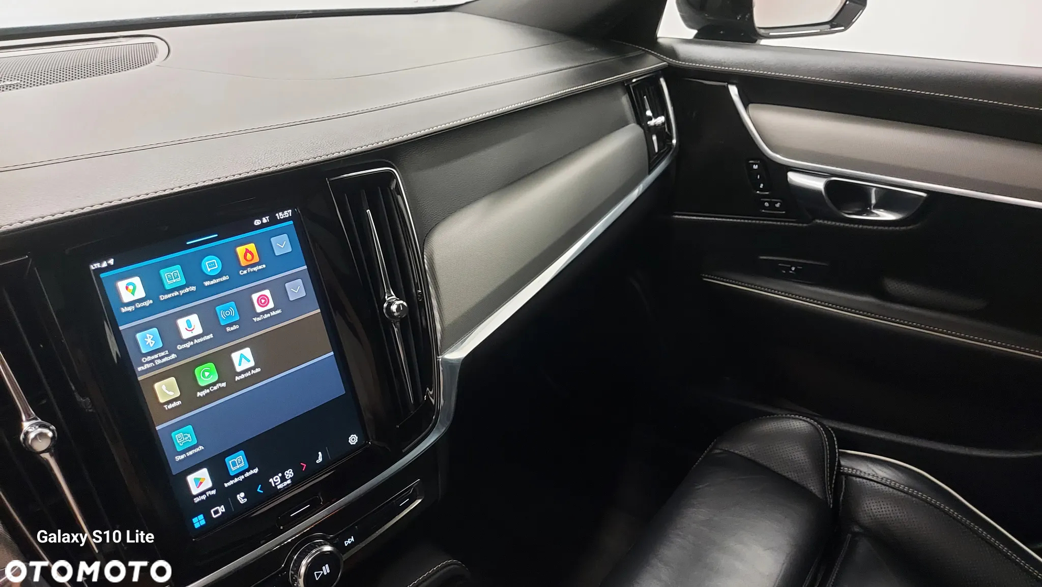 Volvo V90 T8 Twin Engine AWD R Design - 26