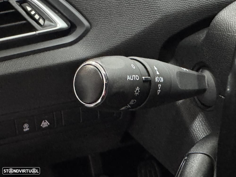 Peugeot 308 PureTech 130 Stop & Start Allure - 26