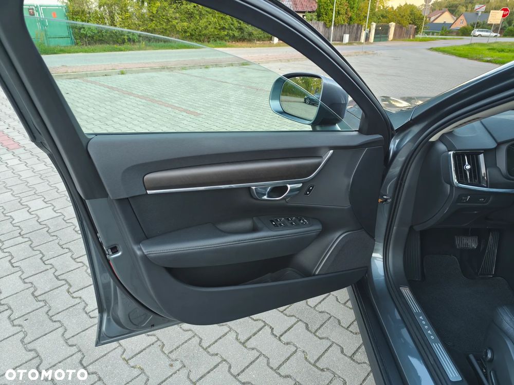Volvo V90 Cross Country D4 AWD Geartronic Pro - 33