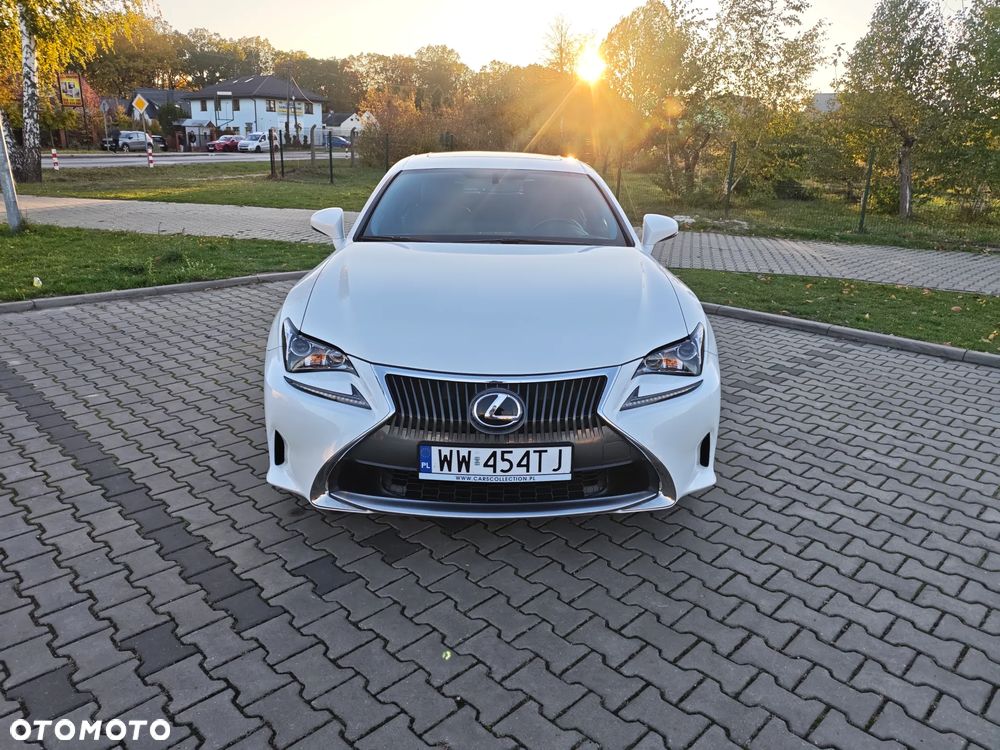 Lexus RC - 3