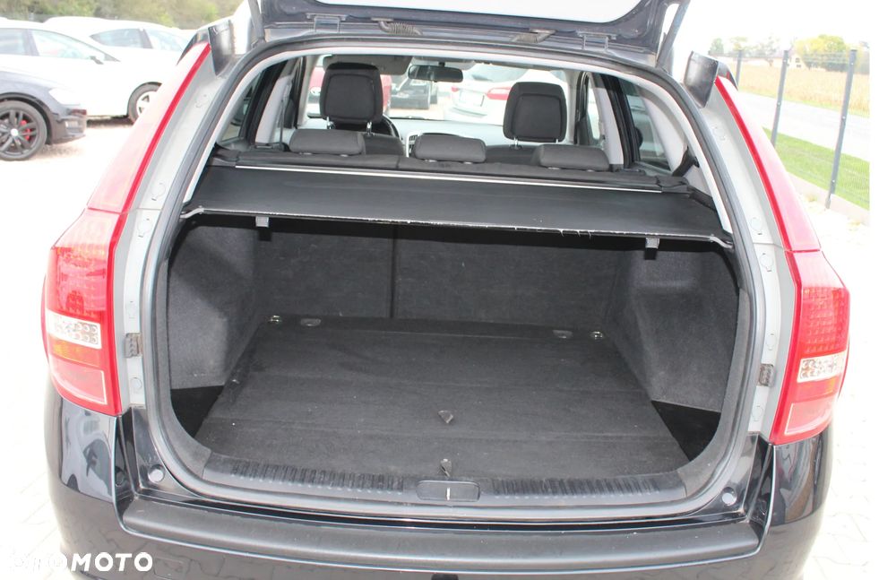 Kia Ceed 2.0 CRDi SW Mind - 21