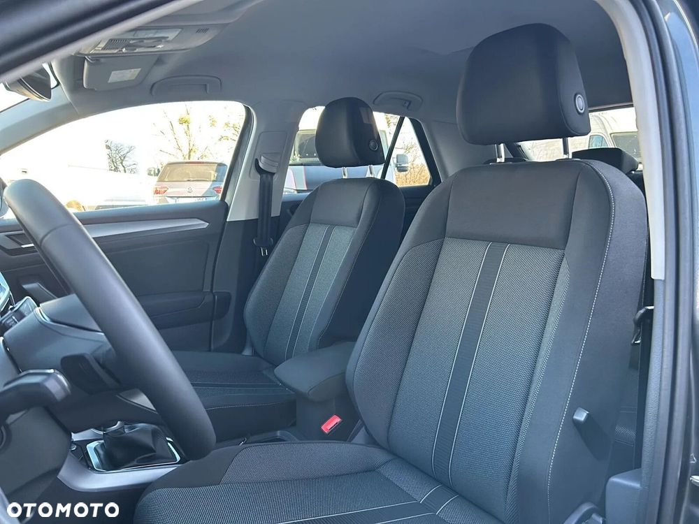 Volkswagen T-Roc - 6