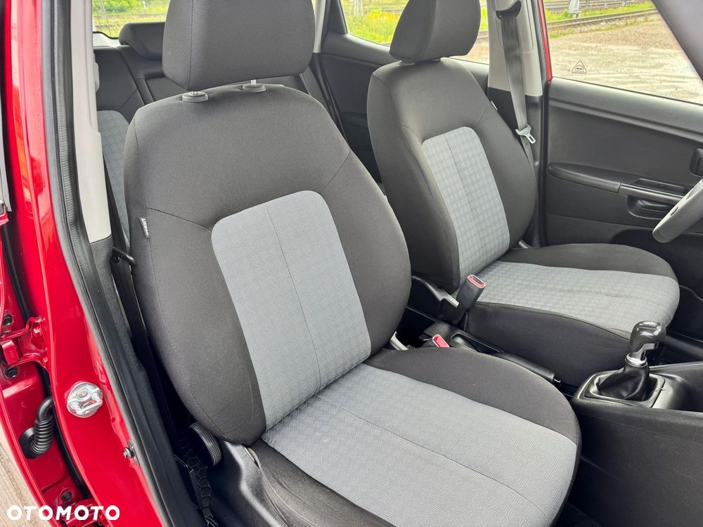 Kia Venga 1.4 CVVT Attract - 17
