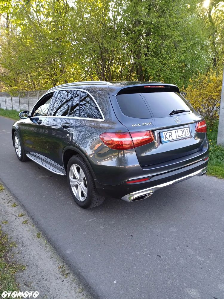 Mercedes-Benz GLC - 4