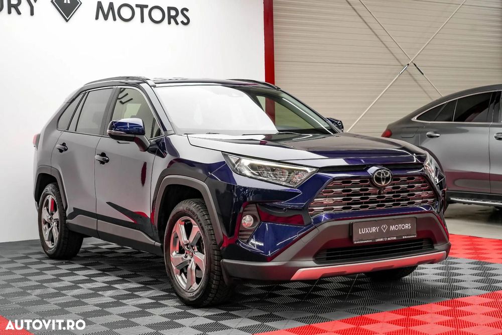 Toyota RAV4 2.0P CVT AWD Luxury - 3