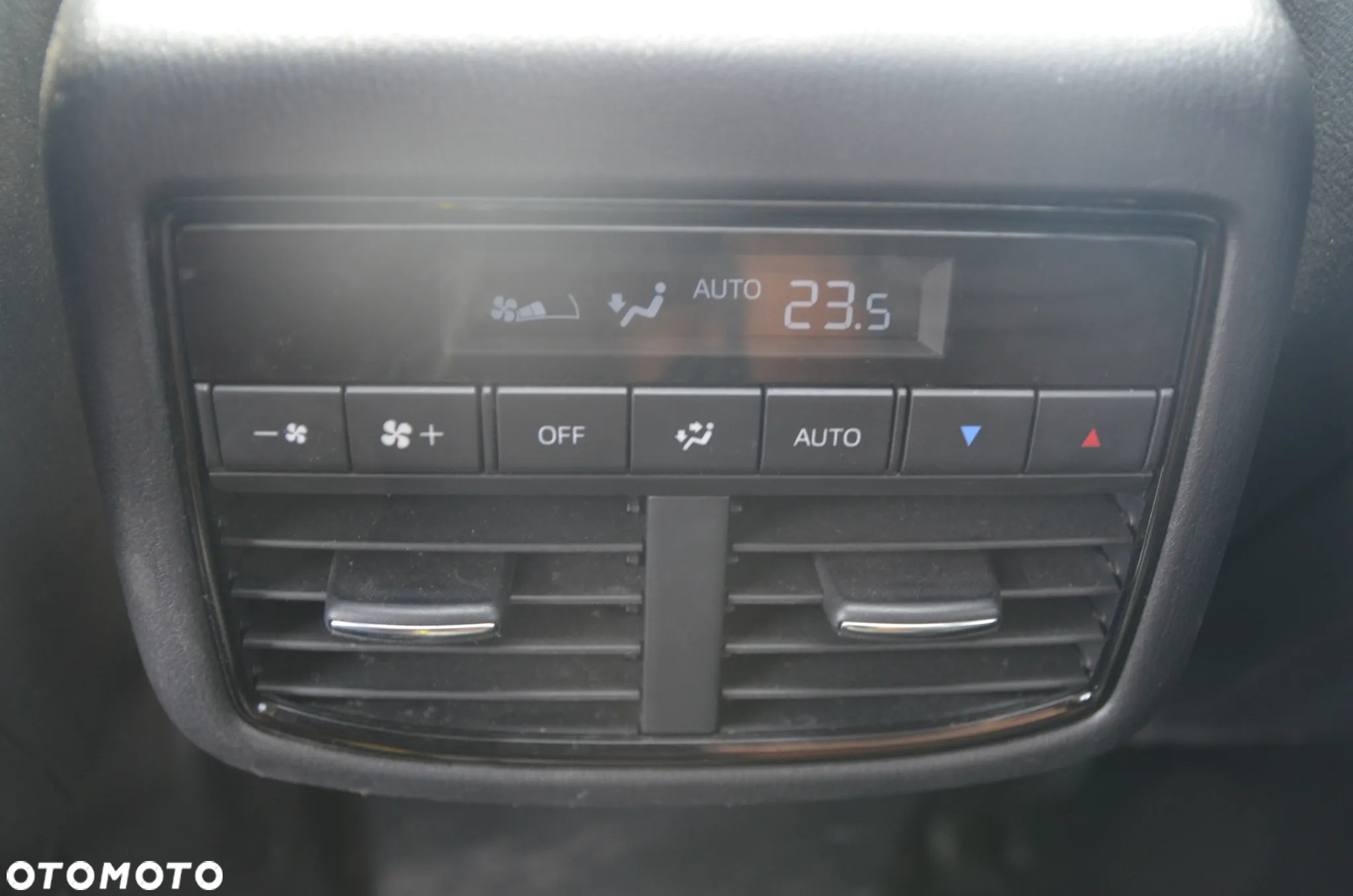 Mazda CX-9 - 32