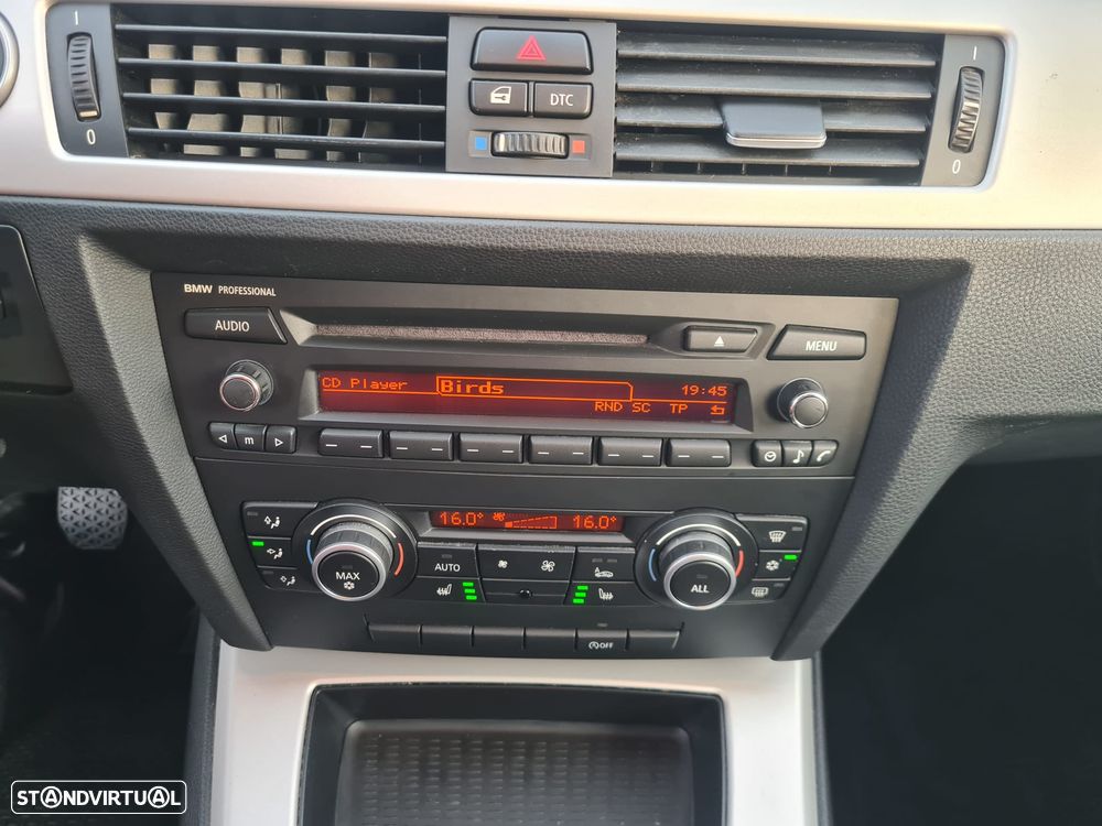 BMW 320 d DPF Edition Sport - 8