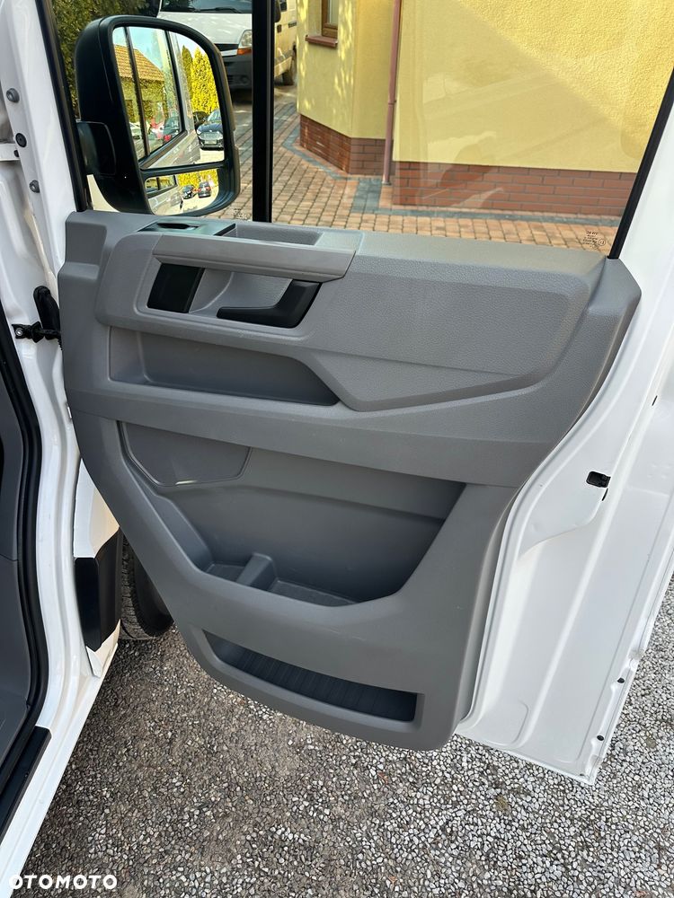 Volkswagen Crafter - 28