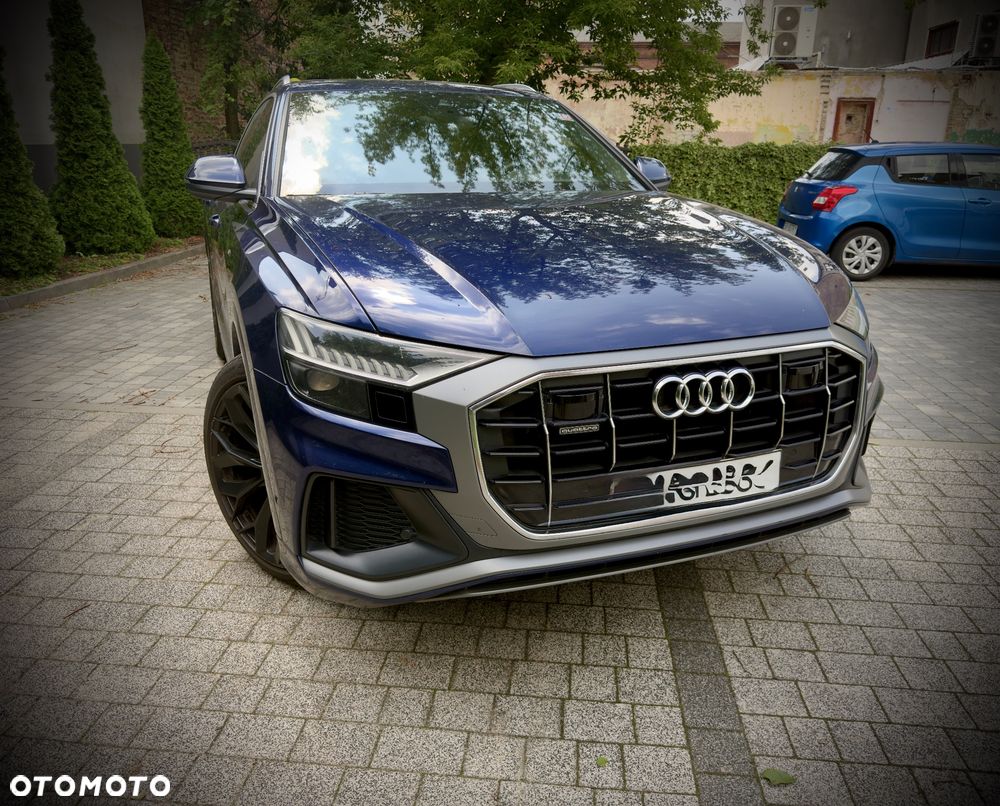 Audi Q8 - 6